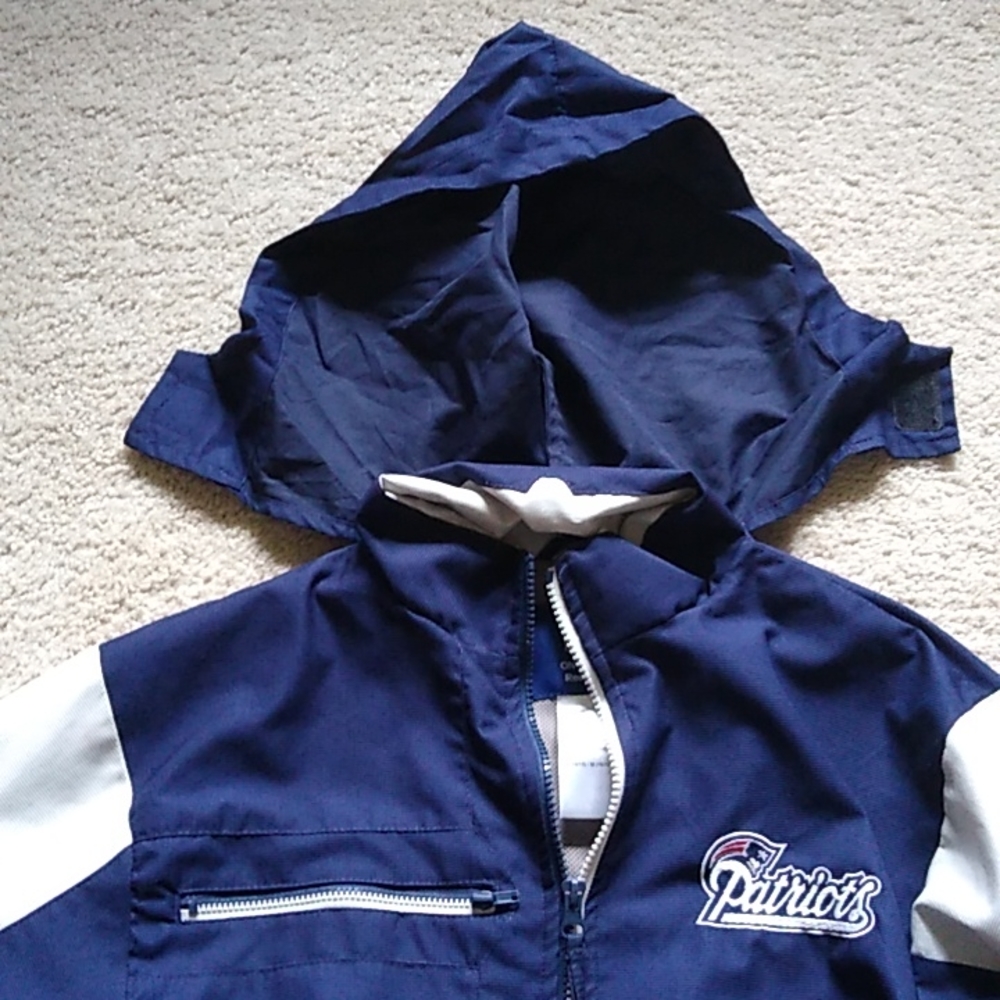 Youth New England Patriots Jacket- Size M (10/12) - Picture 3 of 6